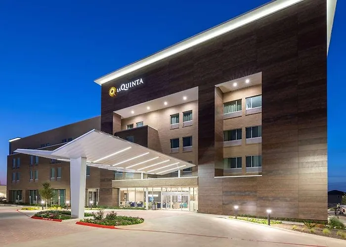 La Quinta East